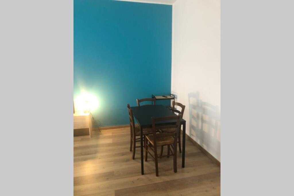 קורסיקו La Maison Bleue Sul Naviglio מראה חיצוני תמונה