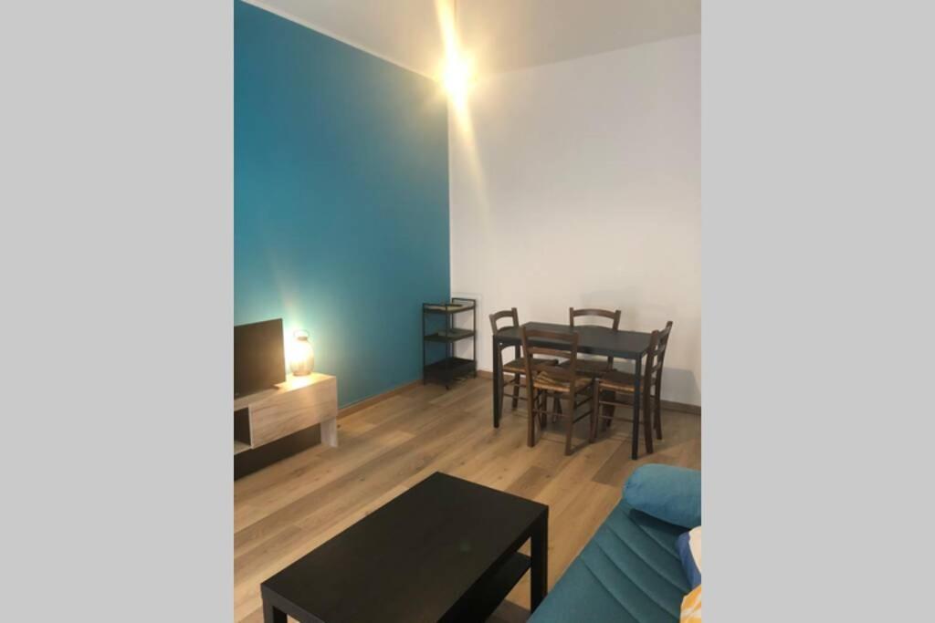 קורסיקו La Maison Bleue Sul Naviglio מראה חיצוני תמונה